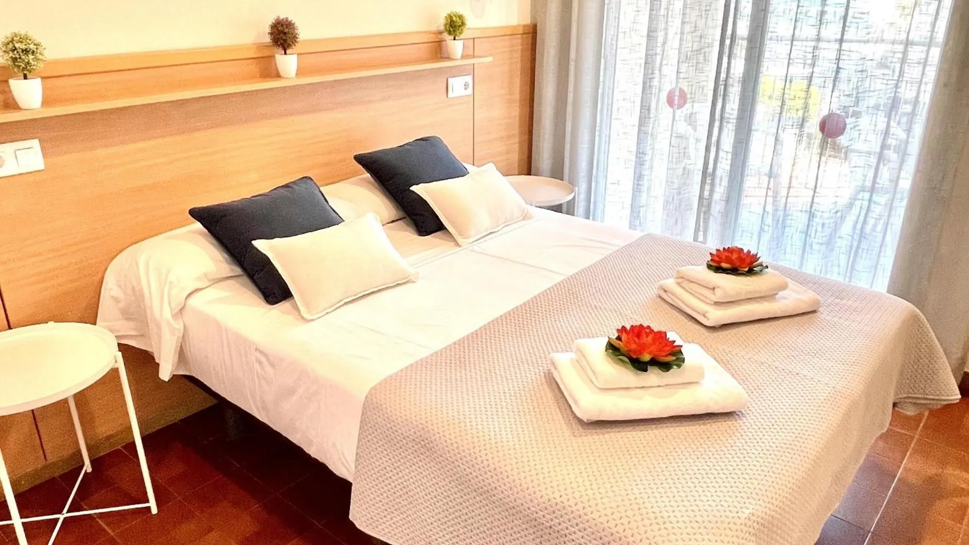 شقة Apartbeach Sol Y Playa 245 Climatizado Vistas Piscina سالو