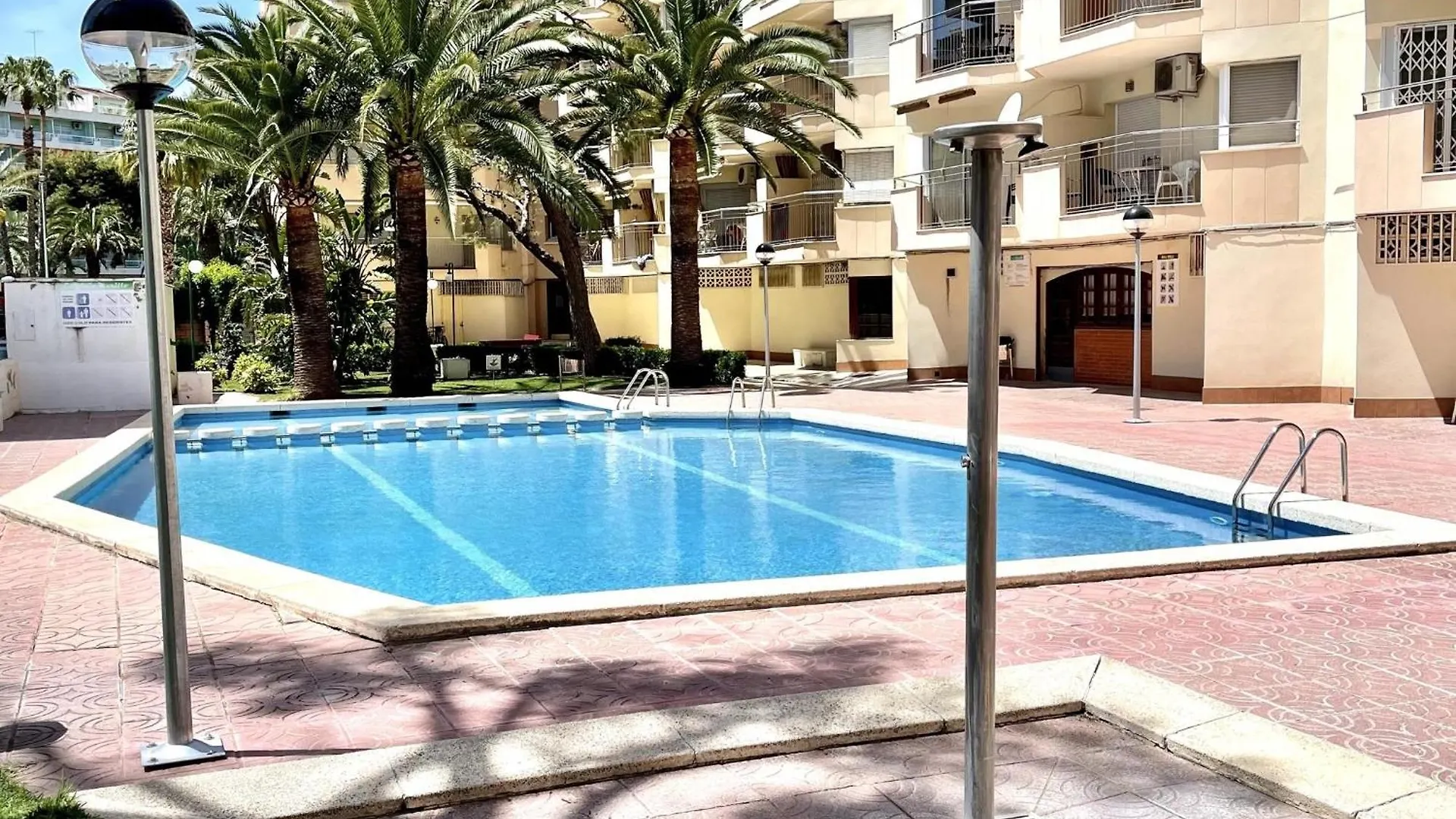 Apartbeach Sol Y Playa 245 Climatizado Vistas Piscina Lägenhet Salou